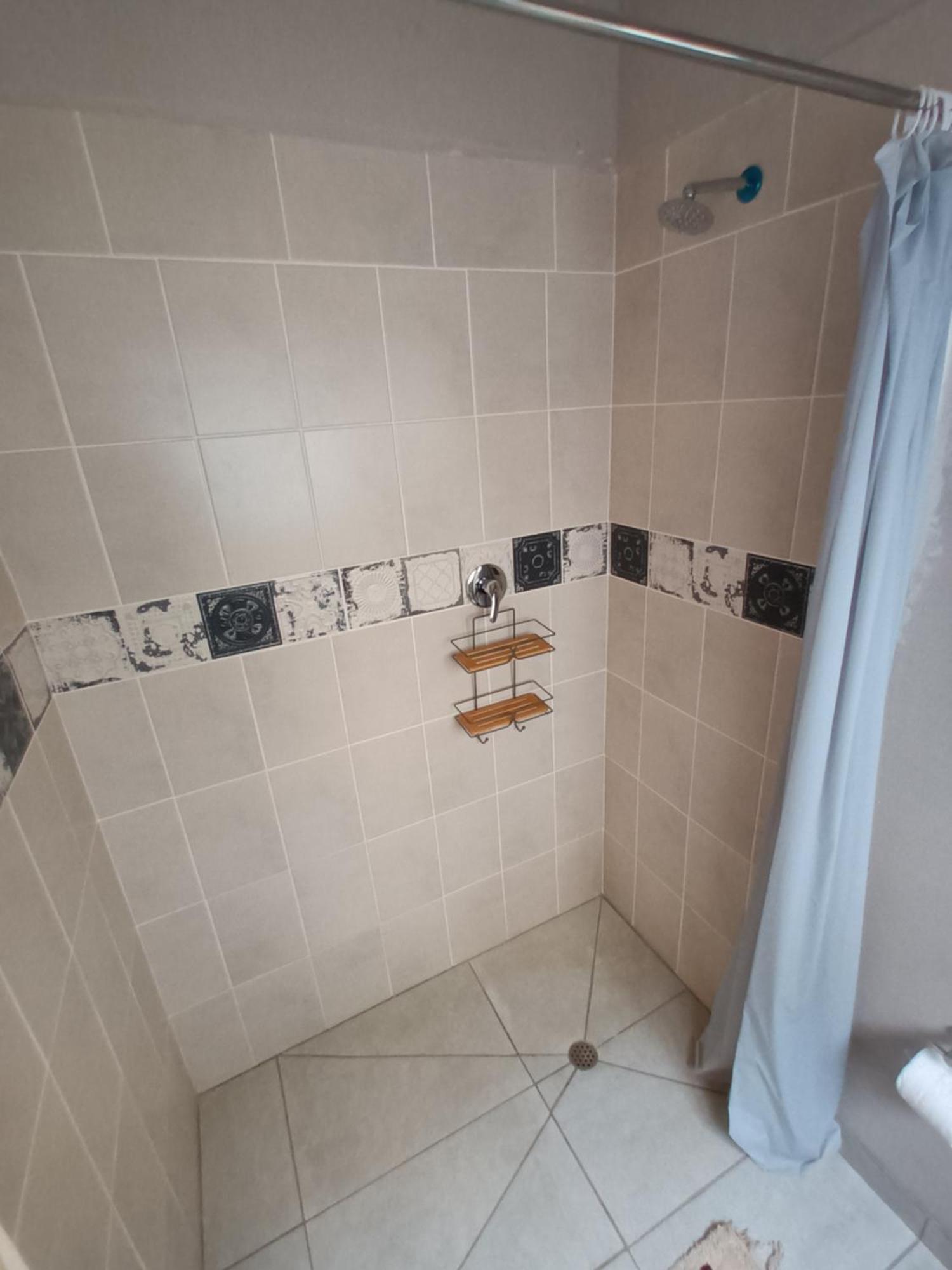 Featherhouse Колесберг Стая снимка